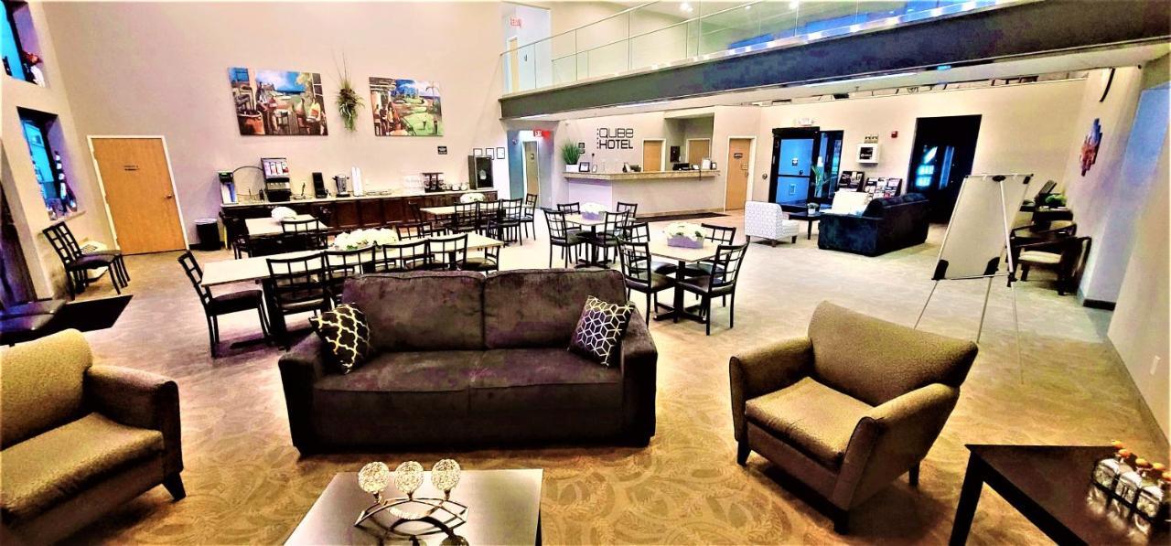 Qube Hotel - Polk City Dış mekan fotoğraf