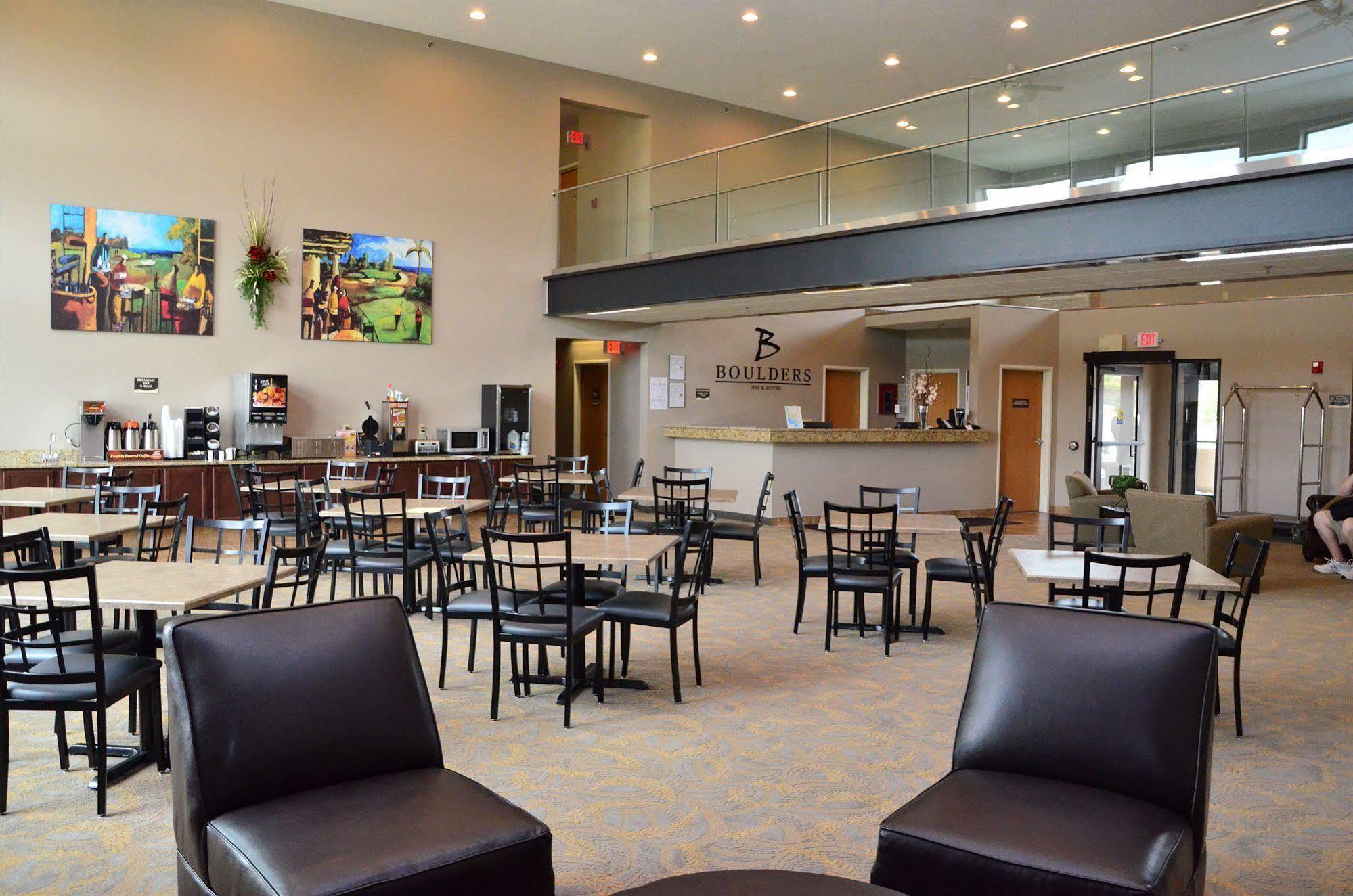 Qube Hotel - Polk City Dış mekan fotoğraf
